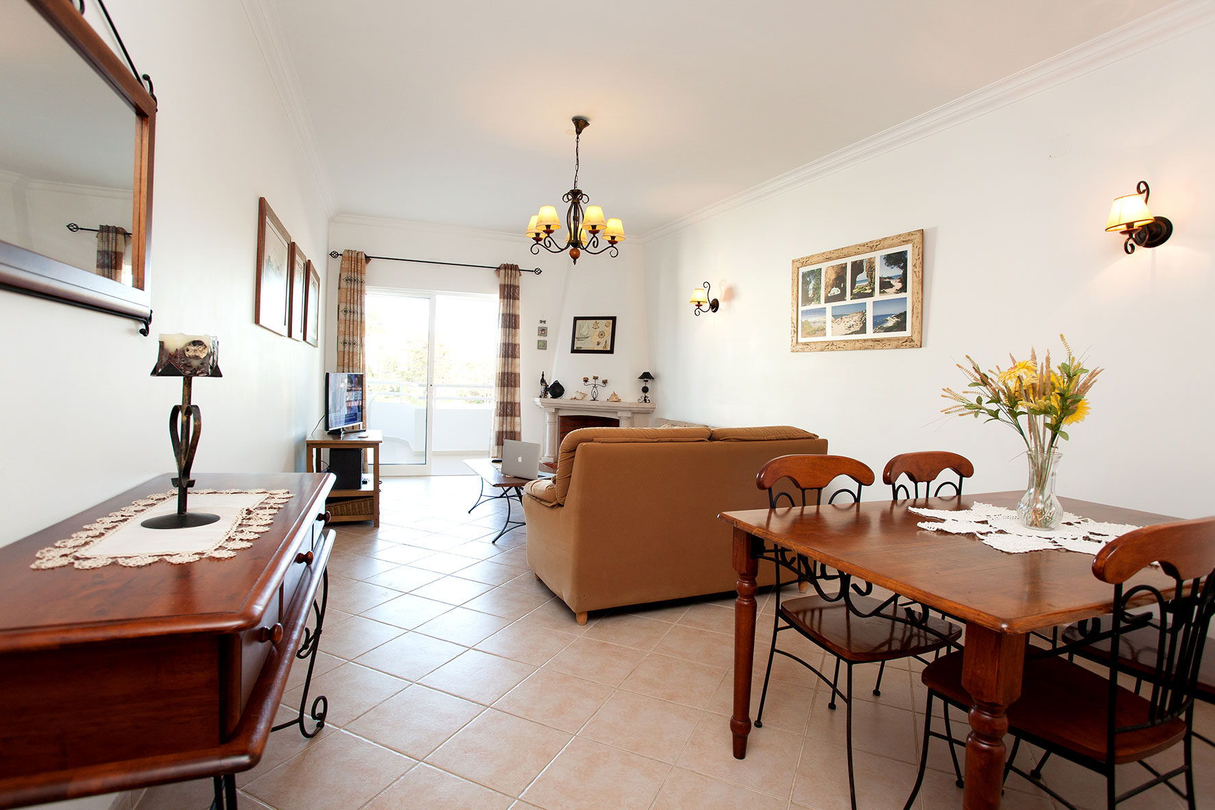 06_A_Ramos_Casa_de_Férias_T2_Praia_da_Galé_Albufeira_0287 Sala__T2_Aldeia_da_Galé